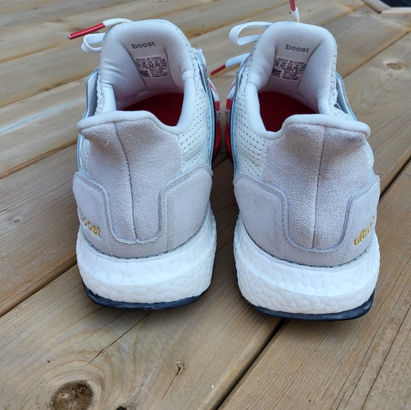 Adidas Ultra Boost Red & Off White - Picture 5 of 6